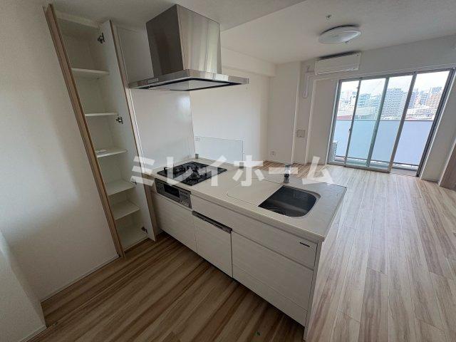 キッチン　同建物内、別のお部屋の参考写真になります。