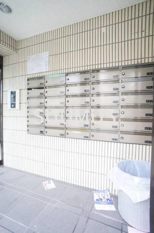 京王新線 幡ケ谷駅 徒歩7分 5階建 築35年の外観写真