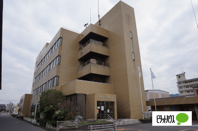 役所　湖南市役所西庁舎（役所）まで2555m