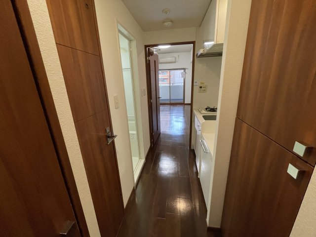 その他部屋・スペース　(参考)同マンション反転間取り他部屋の写真