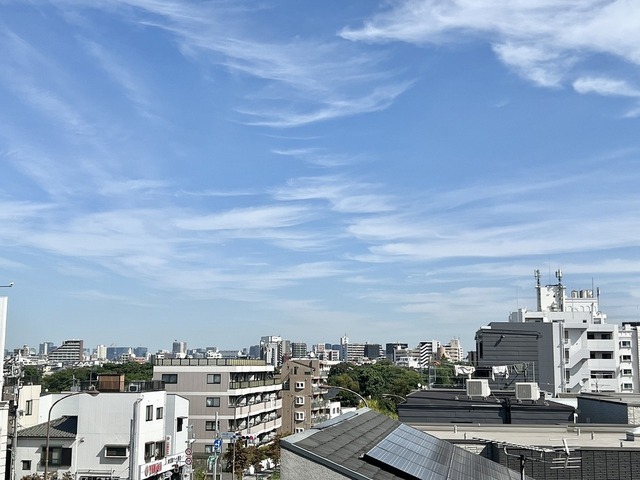 眺望　バルコニー眺望（２０２４年撮影）