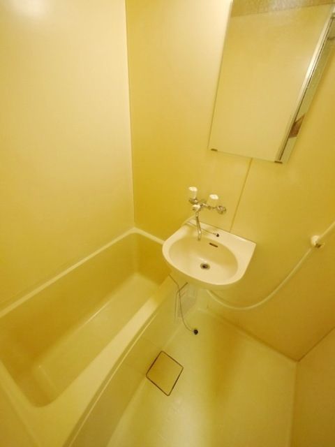 バス・シャワールーム　★お部屋探しはタウンハウジング稲田堤店まで★