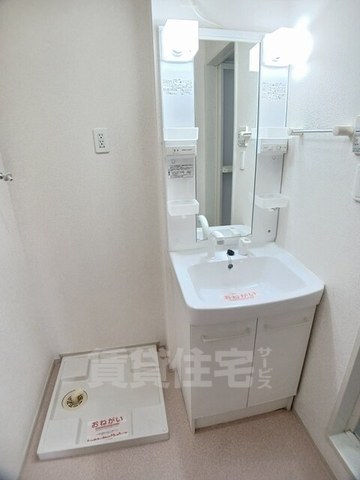ＪＲ東海道本線 長岡京駅 バス乗車時間：8分 最寄りバス停で下車 徒歩4分 2階建 築14年の内装写真