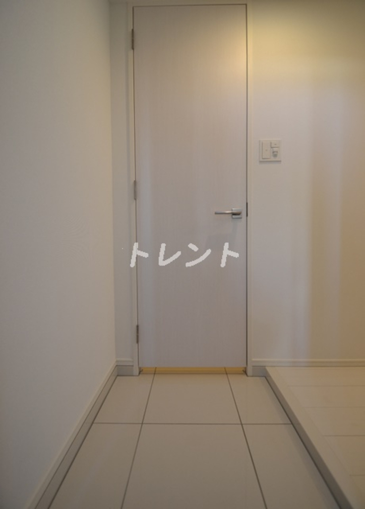 プレミアムキューブ東中野の玄関写真
