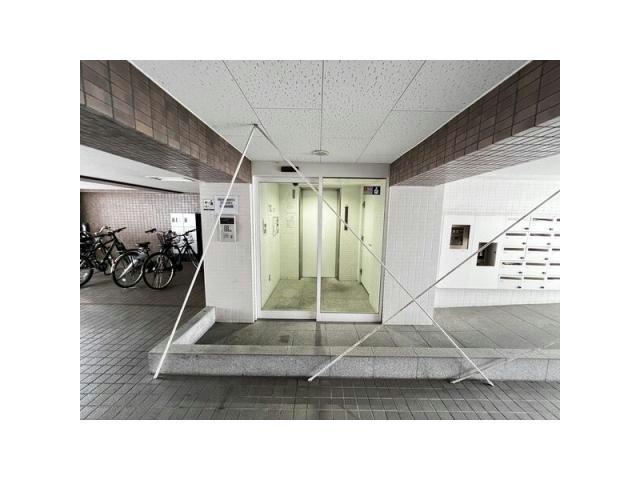 エントランス　エントランス部分
