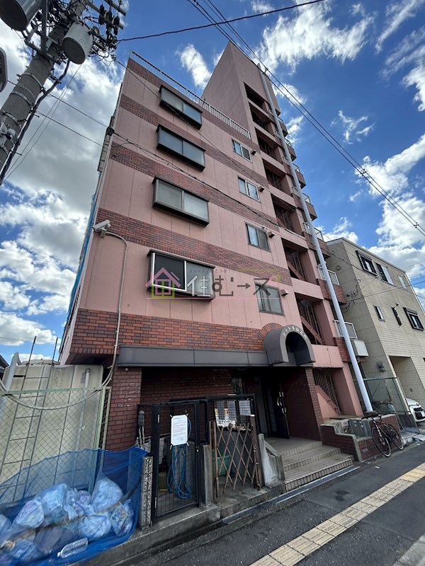 シャトル山之内の外観写真