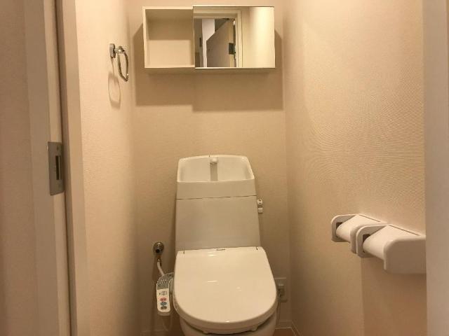 トイレ　シャワー付トイレ