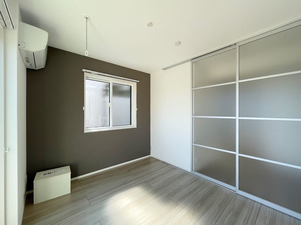 SEIWA RESIDENCEの居間写真