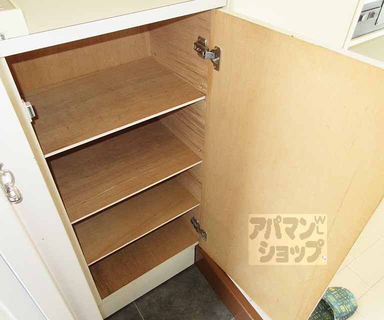 収納　シューズボックスあり・