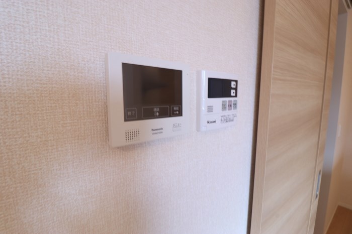 セキュリティ　ＴＶモニター付きインターホンで来客者の確認ができ安心！