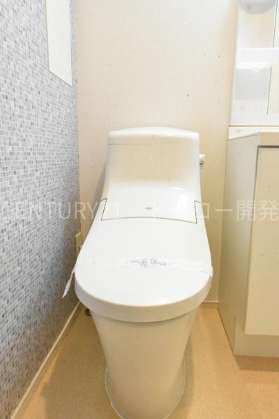 トイレ　別部屋の参考写真です。現況有姿