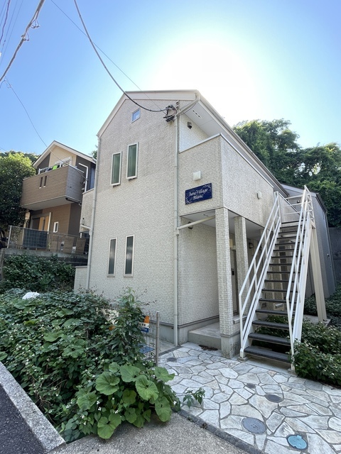 Juno Village Blanc