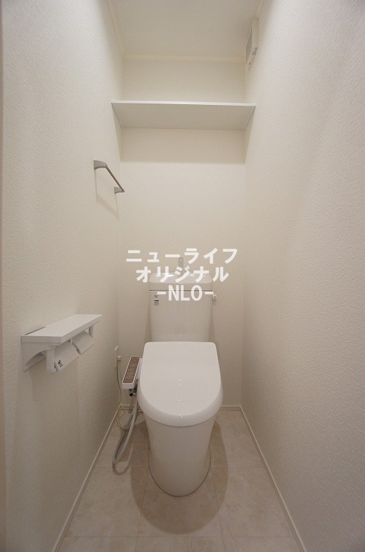 トイレ　トイレには快適な温水洗浄便座付