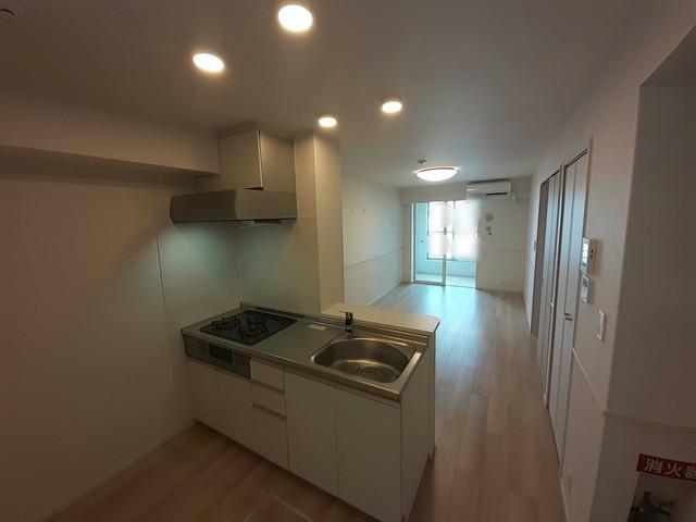 うるま市 2階建 築3年のキッチン写真