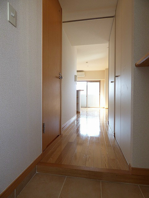玄関　※写真と異なる場合は現状優先。