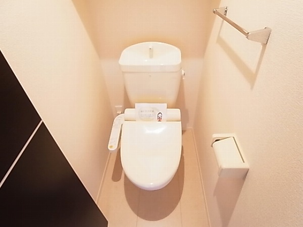 トイレ　別部屋写真
