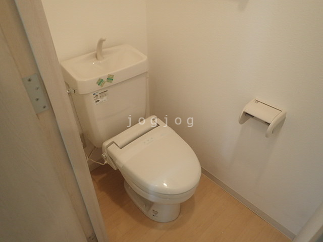 トイレ　温水洗浄便座希望の方は当社サービスセンターへ！