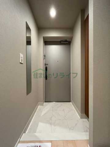 LIBR GRANT 西新宿EASTの玄関写真