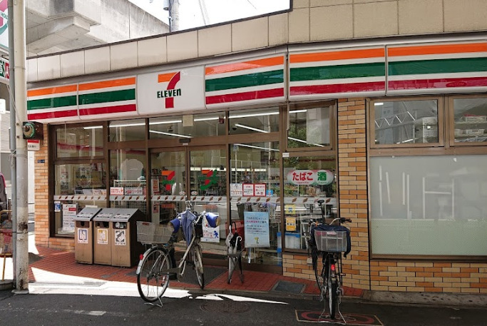 コンビニ　セブンイレブン 岸里玉出駅前店（コンビニ）まで395m