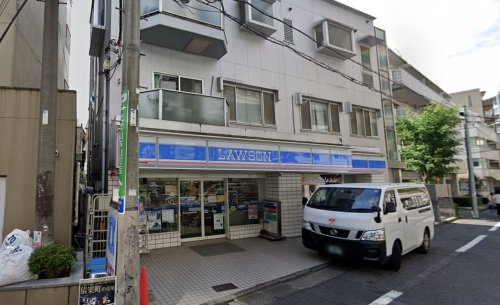 コンビニ　ローソン鶯谷町（コンビニ）まで719m