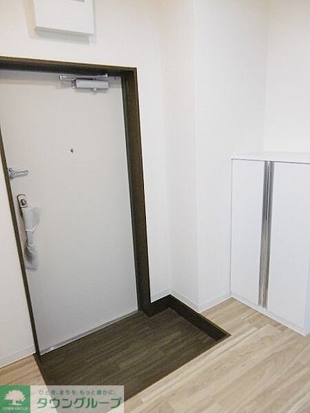 玄関　※他号室参考写真