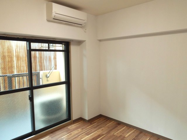 ボヌール西新町の居間写真