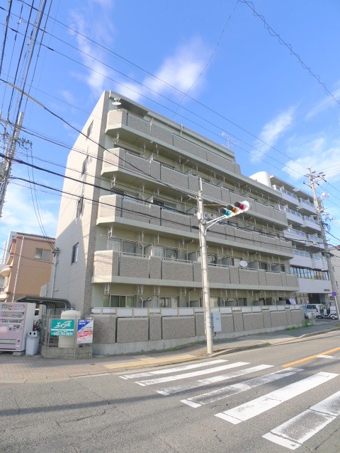 地下鉄鶴舞線 御器所駅 徒歩3分 築18年