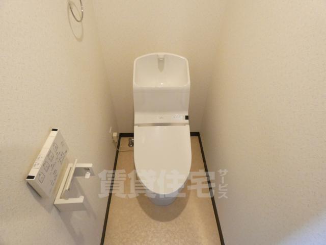 京阪本線 中書島駅 徒歩33分 3階建 築11年のトイレ写真