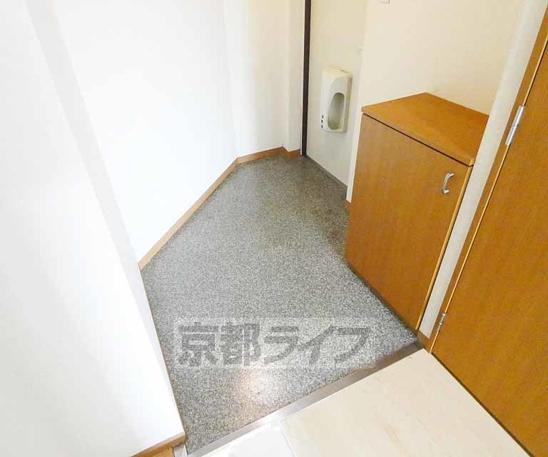 サンシード桃山の玄関写真