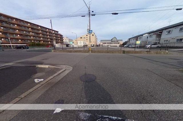 その他　前面道路（その他）まで0m