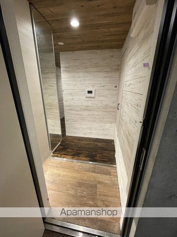 札幌市電 西線６条駅 徒歩1分 4階建 築5年の居間写真