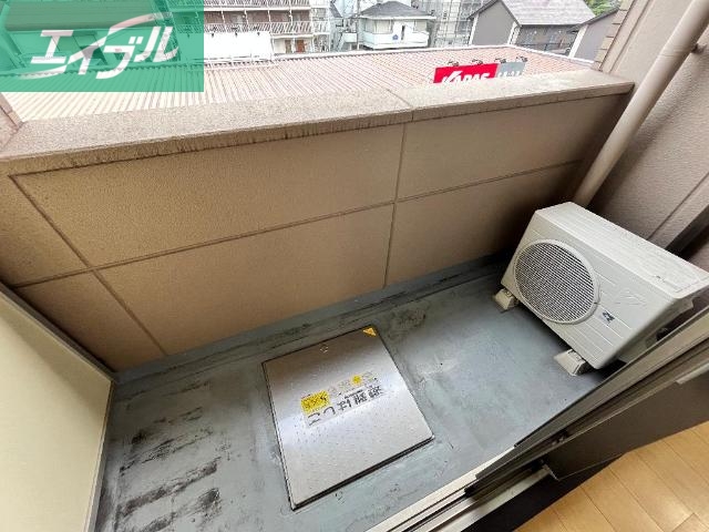 バルコニー　ベランダ