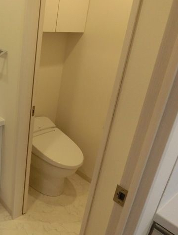 ラ・プレス神宮前のトイレ写真