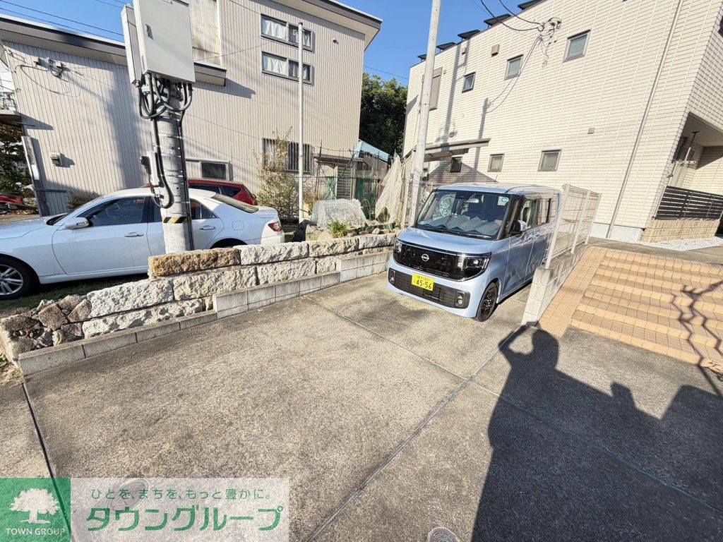 駐車場　駐車場