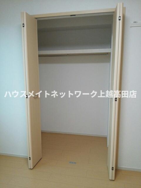 収納　クローゼット