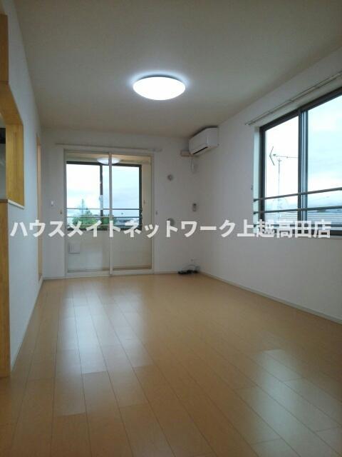 居室・リビング　LD8.7帖
