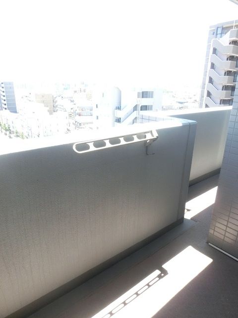 バルコニー　（別タイプ参考写真）エクメーネ赤羽　北区志茂5
