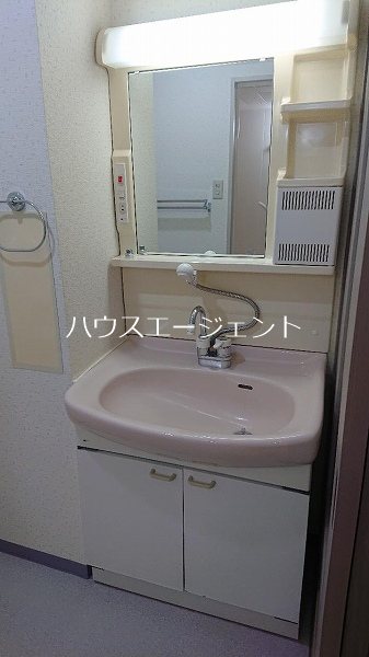 洗面設備　洗面台です※参考画像