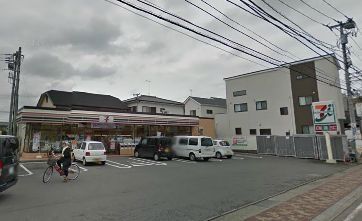 コンビニ　セブンイレブン（コンビニ）まで464m