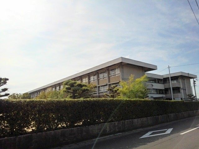 小学校　多度津町立豊原小学校（小学校）まで450m