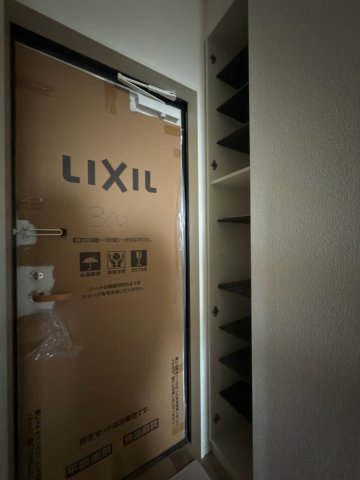 玄関　建築中のお写真になります。※現状優先