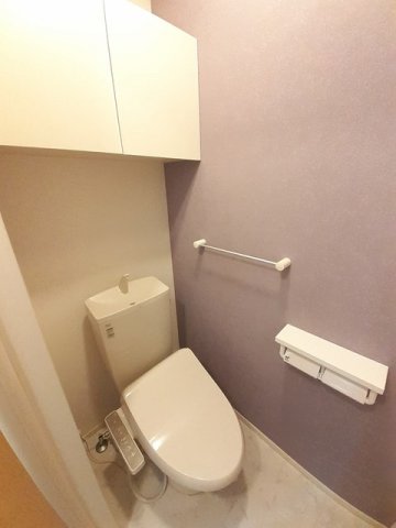 トイレ　コンパクトで使いやすいトイレです