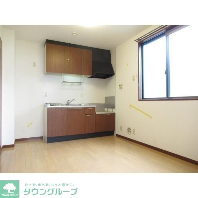 ローズハイム船橋宮本の居間写真