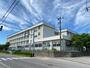 小学校　新潟市立西内野小学校（小学校）まで735m