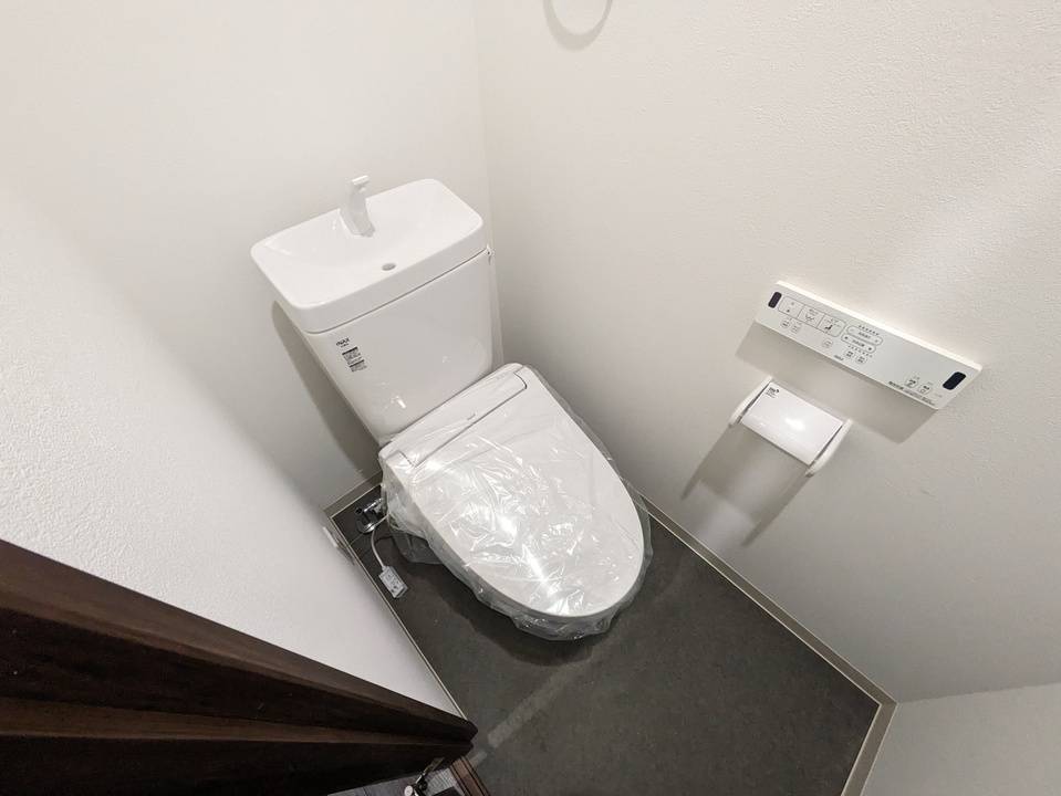トイレ　トイレ
