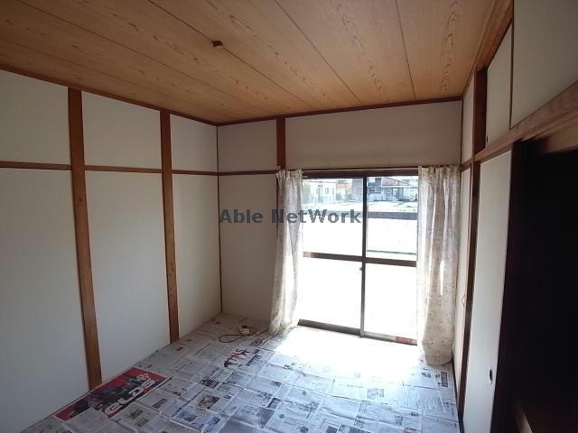 居室・リビング　１階和室