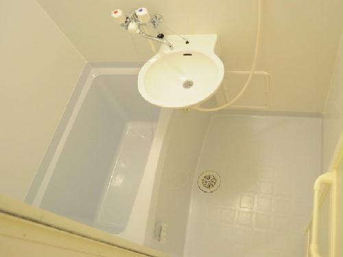 バス・シャワールーム　浴室乾燥機完備！雨の日や室内干しの方にオススメ！