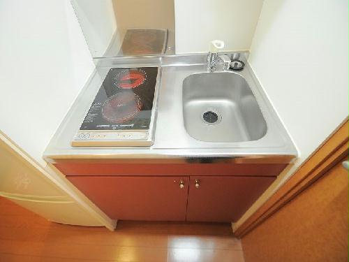 キッチン　2口電気コンロ完備！料理しやすく安全！