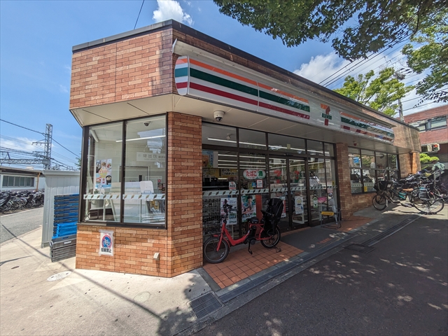 コンビニ　セブンイレブン芦屋打出駅前店（コンビニ）まで188m