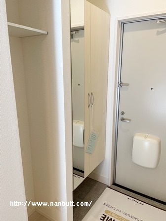 玄関　シューズボックス付き玄関